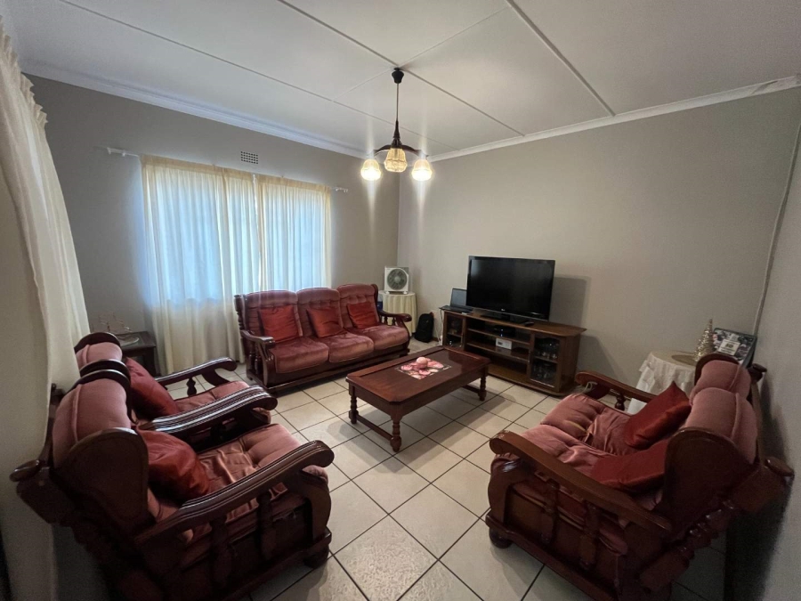 3 Bedroom Property for Sale in Flora Park Northern Cape